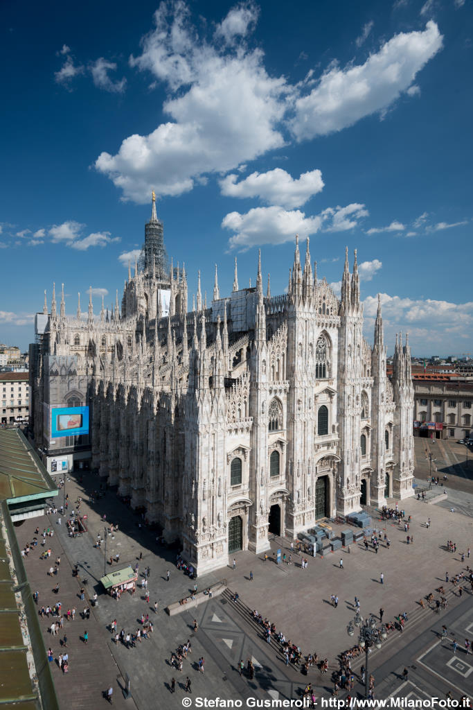  Duomo - click to next image