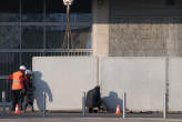 20080218_160706 Posizionamento della barriera antirumore Matis Moby City Life in piazzale Giulio Cesare