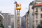 20080220_165556 Posizionamento della barriera antirumore Matis Moby City Life in via Senofonte