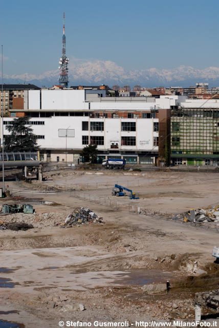  Spianata demolita e monte Rosa - click to next image