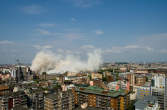 20080511_101316 Polverone alzato dall'implosione del pad.20