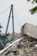 20080602_111639 Macerie del vano ascensore Est del pad.20