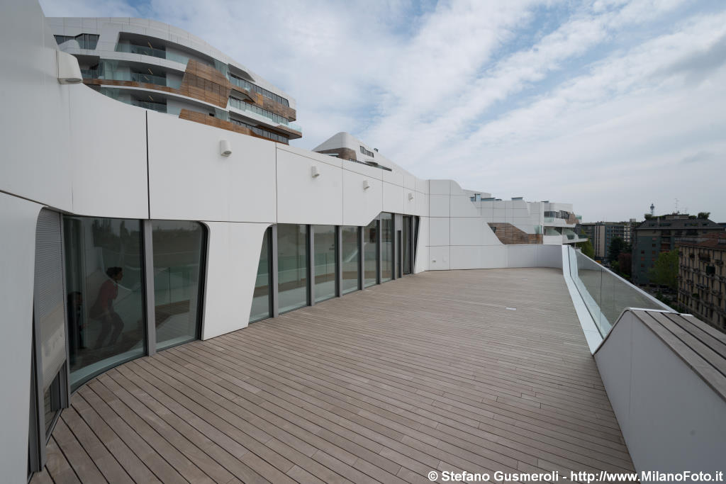  Terrazzo residenza Hadid - click to next image