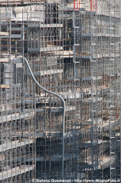  Ponteggi Residenze Hadid - click to next image