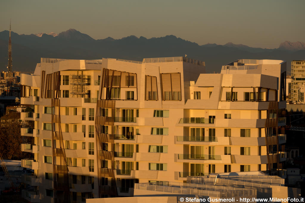  Residenze Libeskind al tramonto - click to next image