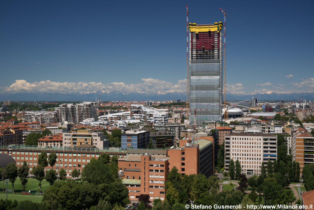  Leone XIII e cantiere torre Isozaki - click to next image