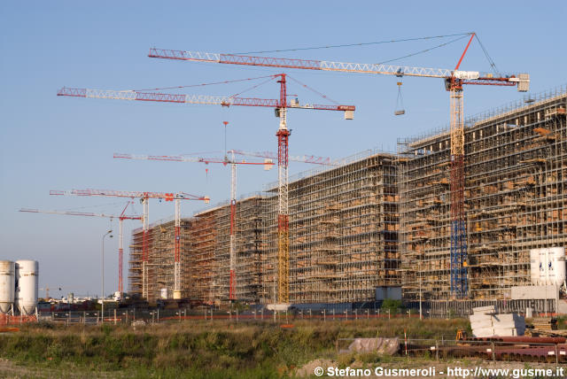  Cantiere edilizia convenzionata - click to next image