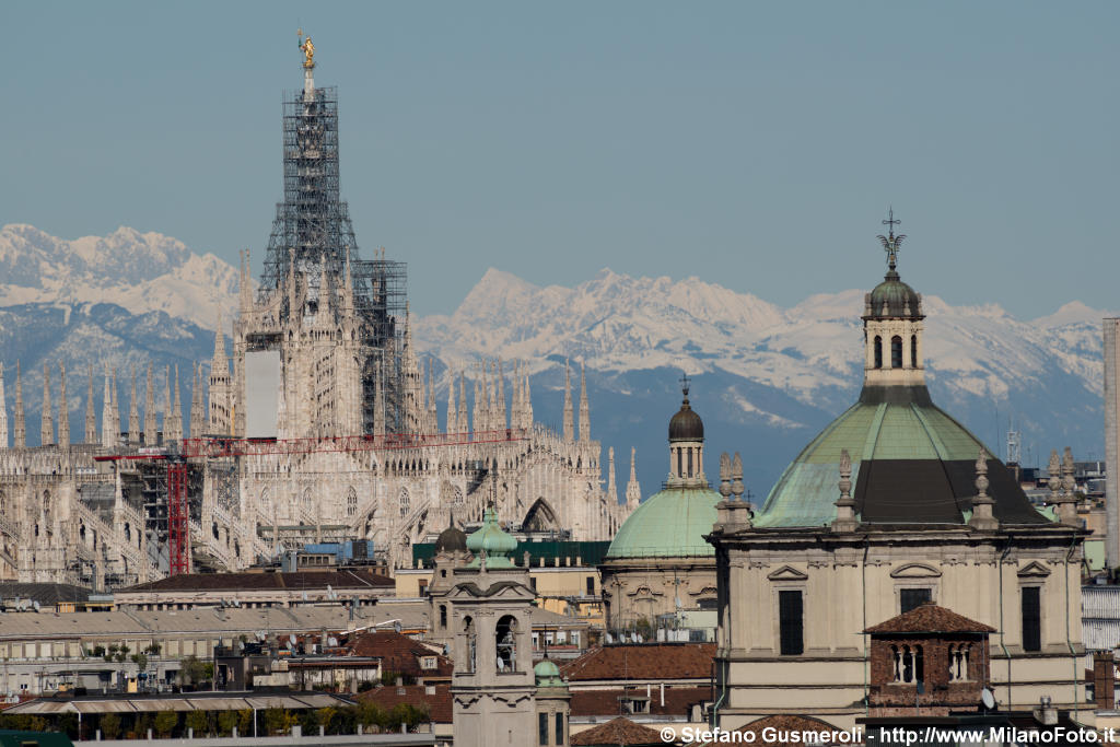  Cupole S.Lorenzo e S.Alessandro e Duomo - click to next image