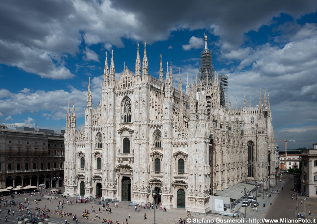  Duomo - click to next image