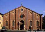 20040328_086_23 S.Maria delle Grazie - Facciata