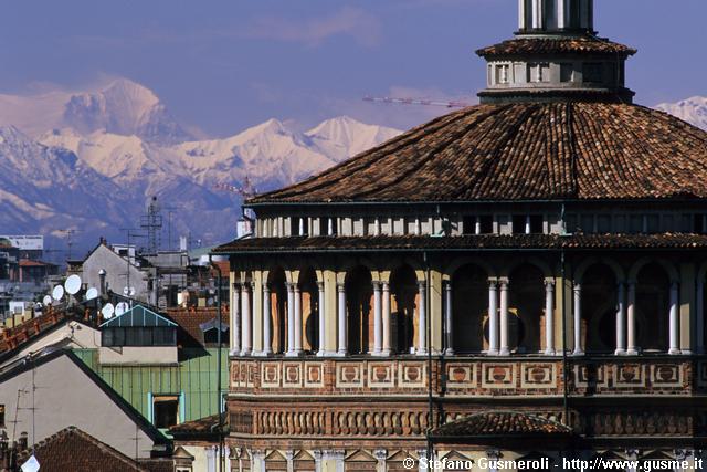  Tiburio S.Maria delle Grazie e monte Leone - click to next image