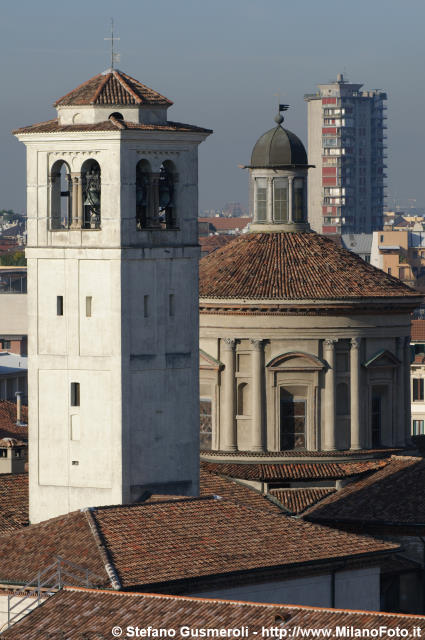  Campanile e tiburio di S.Vittore - click to next image