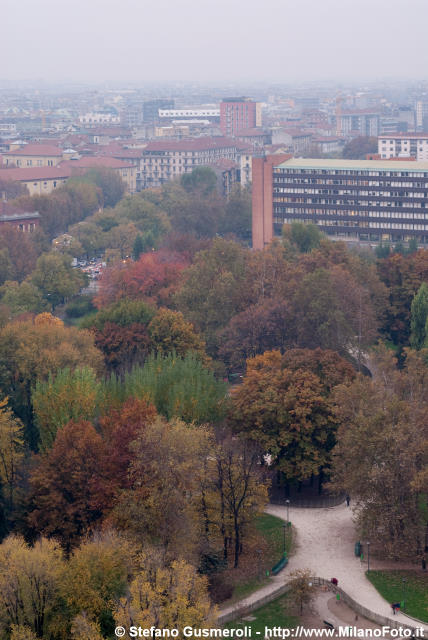  Giardini di via Massena autunnali - click to next image