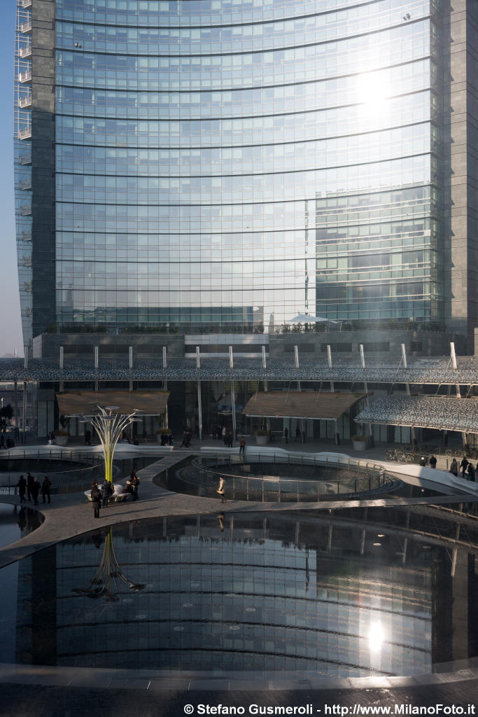  Piazza Gae Aulenti - click to next image