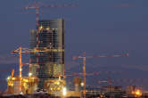 20100102_172326 Cantieri torre Pelli e AltraSede al crepuscolo