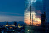 20111008_070628 Duomo e riflessi sulla torre Pelli all'alba