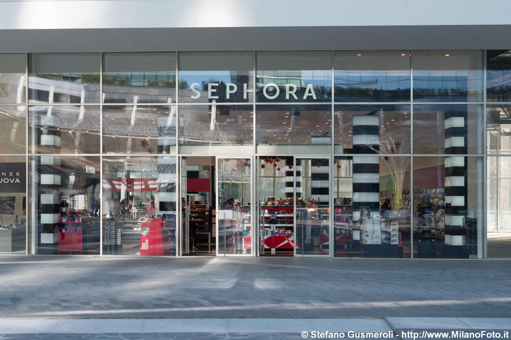  Sephora - click to next image
