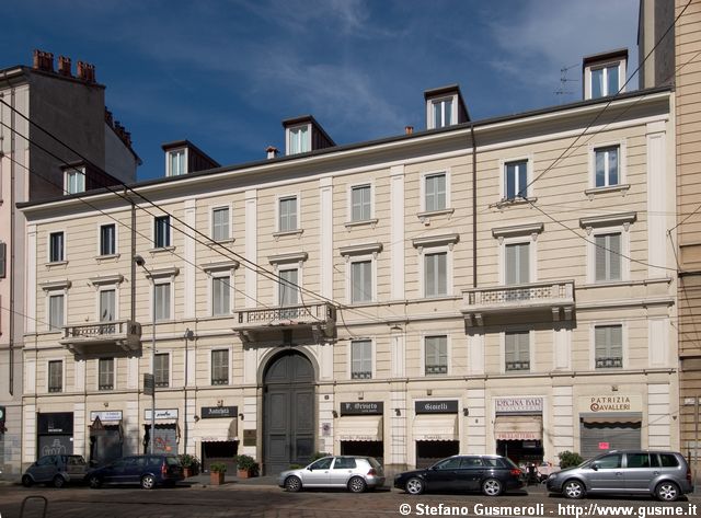  Piazzale Baracca 8 - click to next image