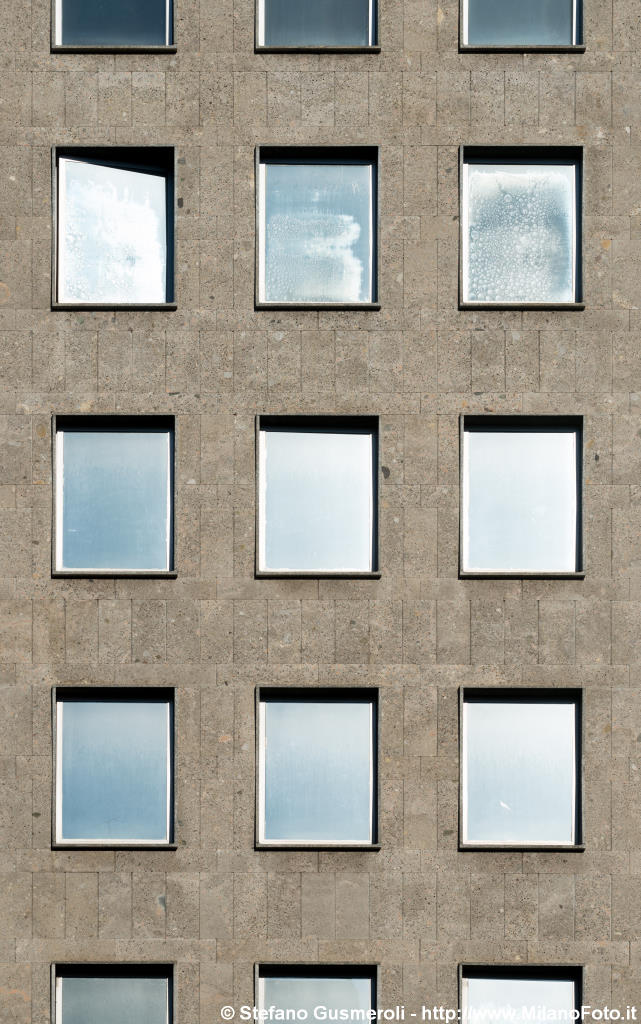  Finestre - click to next image