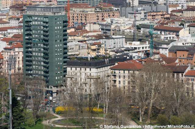  Piazzale Biancamano 2 - click to next image