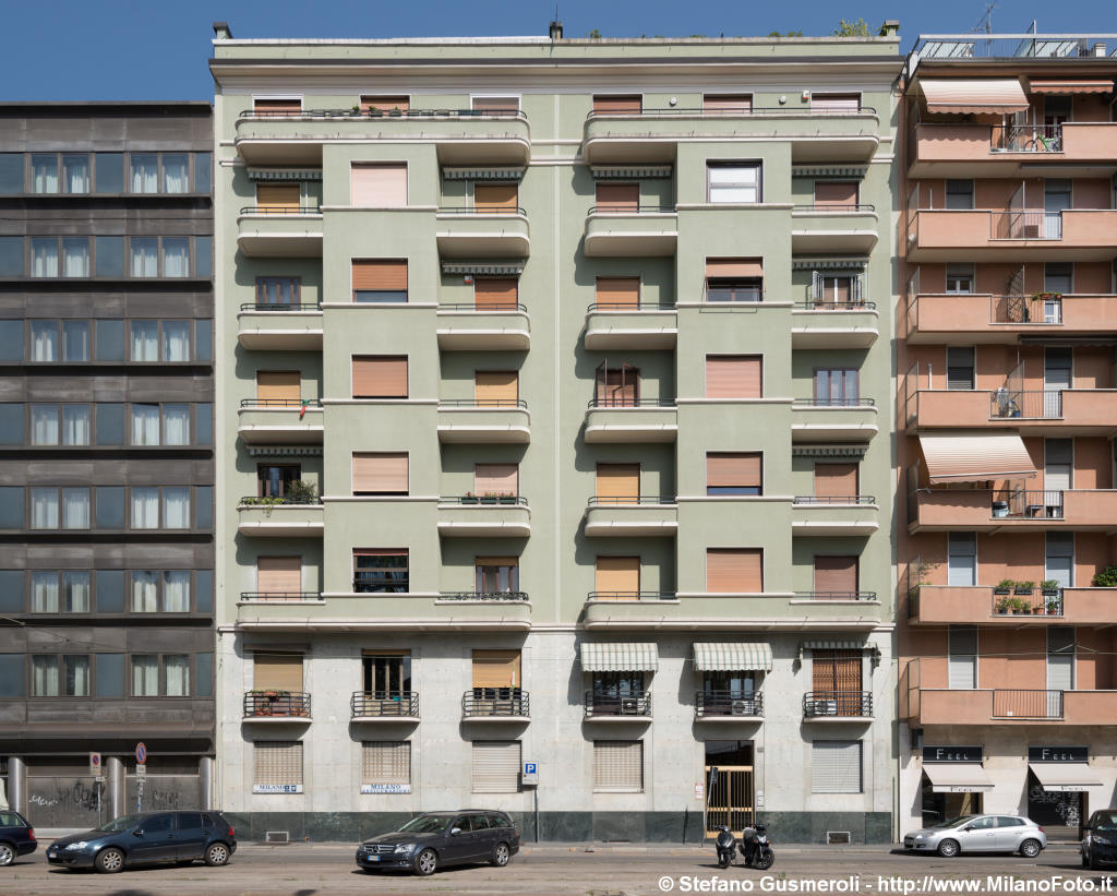  Boezio 12 - click to next image