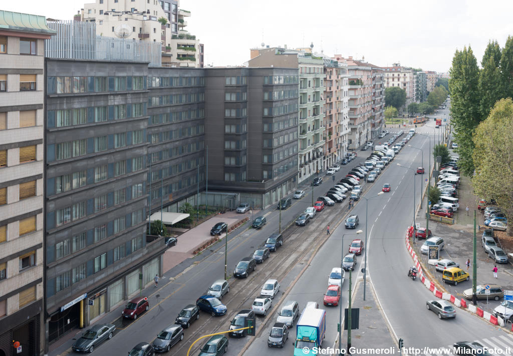  Ata Hotel Fiera e viale Boezio - click to next image