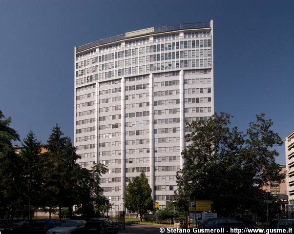  Torre Unilever via Bonnet 10 - click to next image
