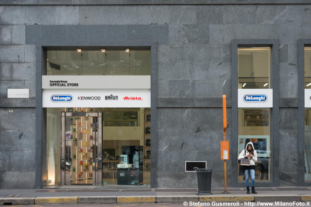  De Longhi - Borgogna 8 - click to next image