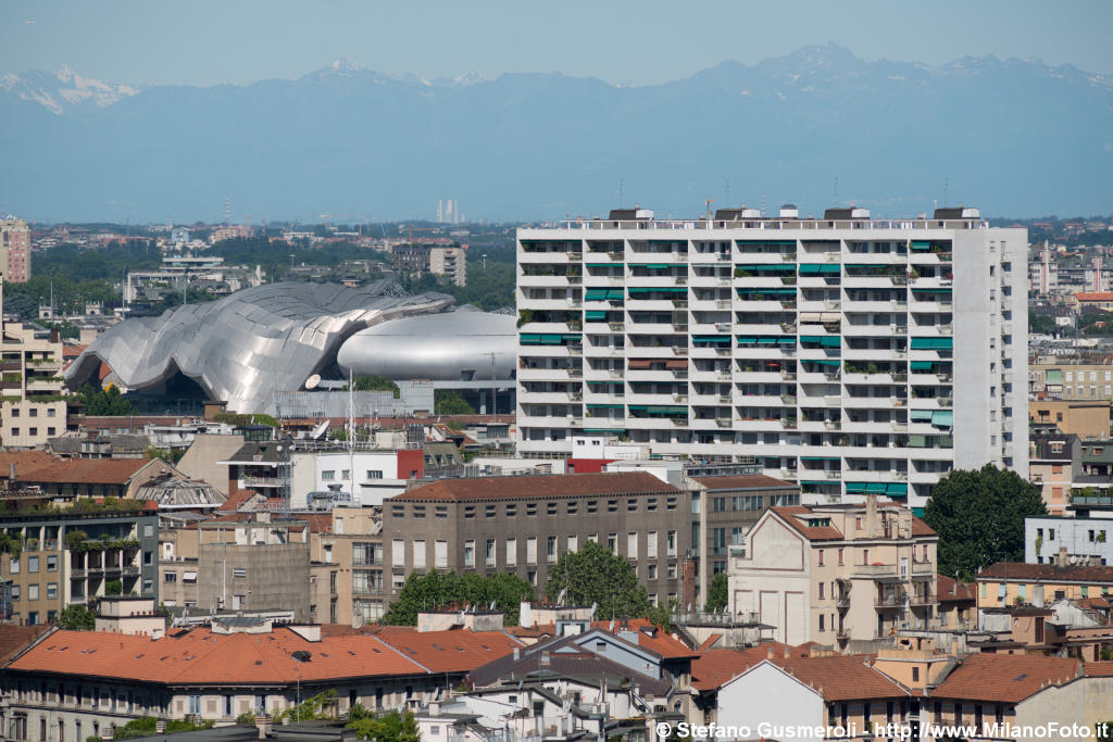  MiCo e Sempione 33 - click to next image