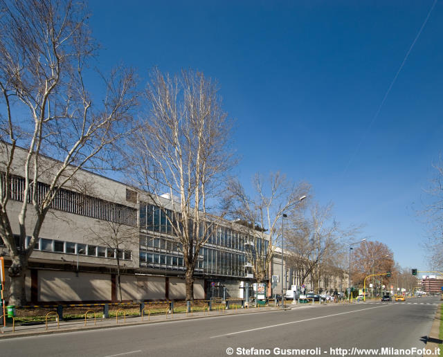  Padiglione 5 e viale Cassiodoro - click to next image