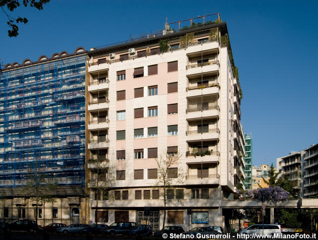  Viale Cassiodoro 28 - click to next image