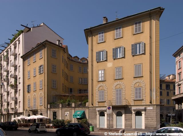  Via Castelfidardo 2 - click to next image