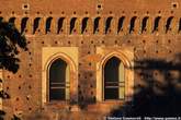 20060311_155_33 Castello - Dettaglio finestroni