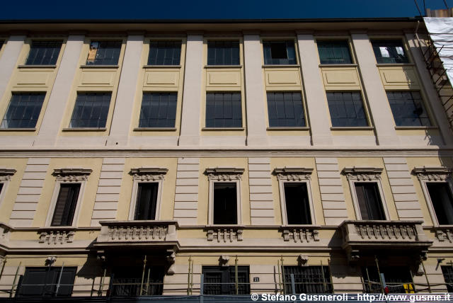  Via Castelvetro 21 - click to next image