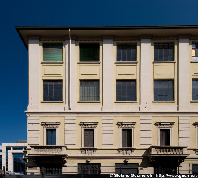  Via Castelvetro 17 - click to next image