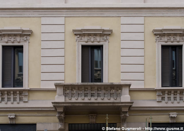  Balcone - click to next image