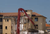 20070713_112006 Pinza Armofer in demolizione lungo via Fauchè