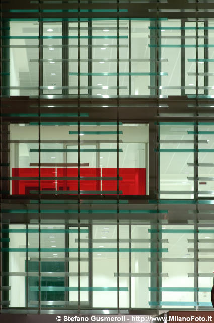  Balcone in notturna - click to next image