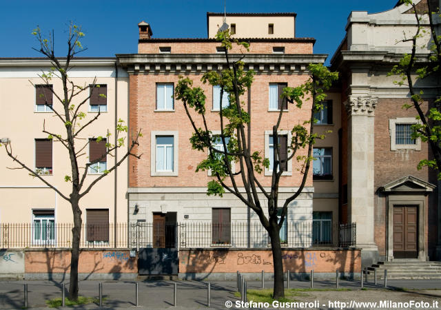  Via Colleoni 14 - click to next image