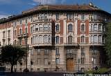 20060805_094236 Palazzo Binda in piazza Conciliazione 1