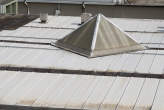 20070525_100849 Piramide sulla copertura del padiglione 6