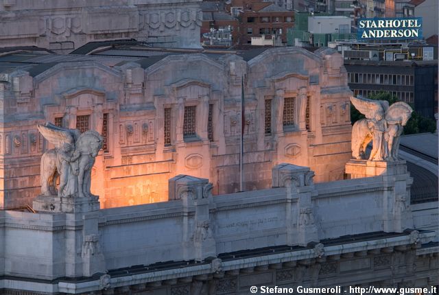 Stazione Centrale - click to next image