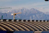20080320_154551 Copertura della Stazione, gru e Grigne