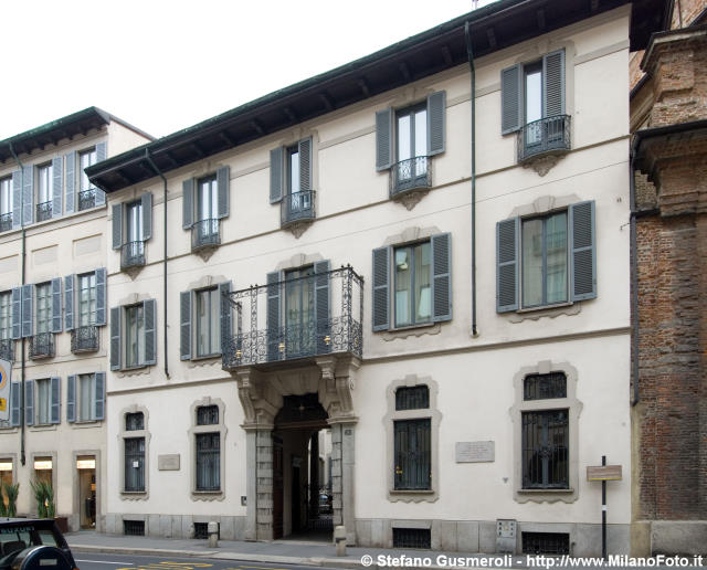  Via Durini 20 - click to next image