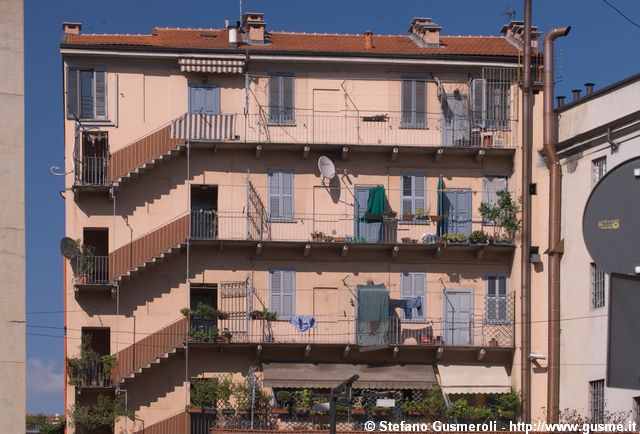  Via dei Fabbri 1 - click to next image