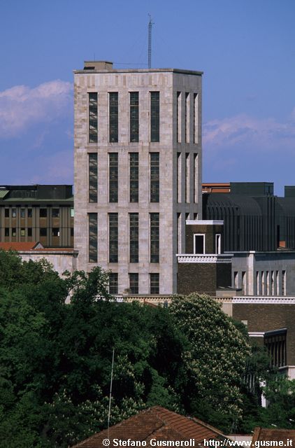  Torre del Palazzo di Giustizia - click to next image
