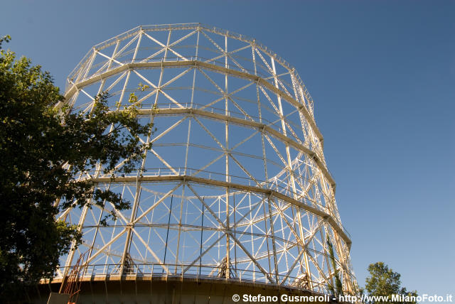  Gasometro - click to next image