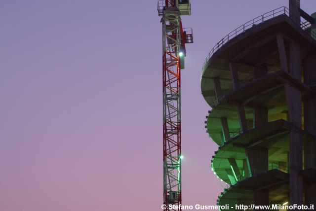  Cantiere al tramonto - click to next image