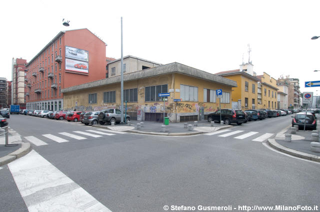  Via Alberto Mario 15 - click to next image