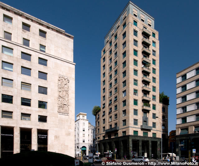  Torre Snia Viscosa - click to next image